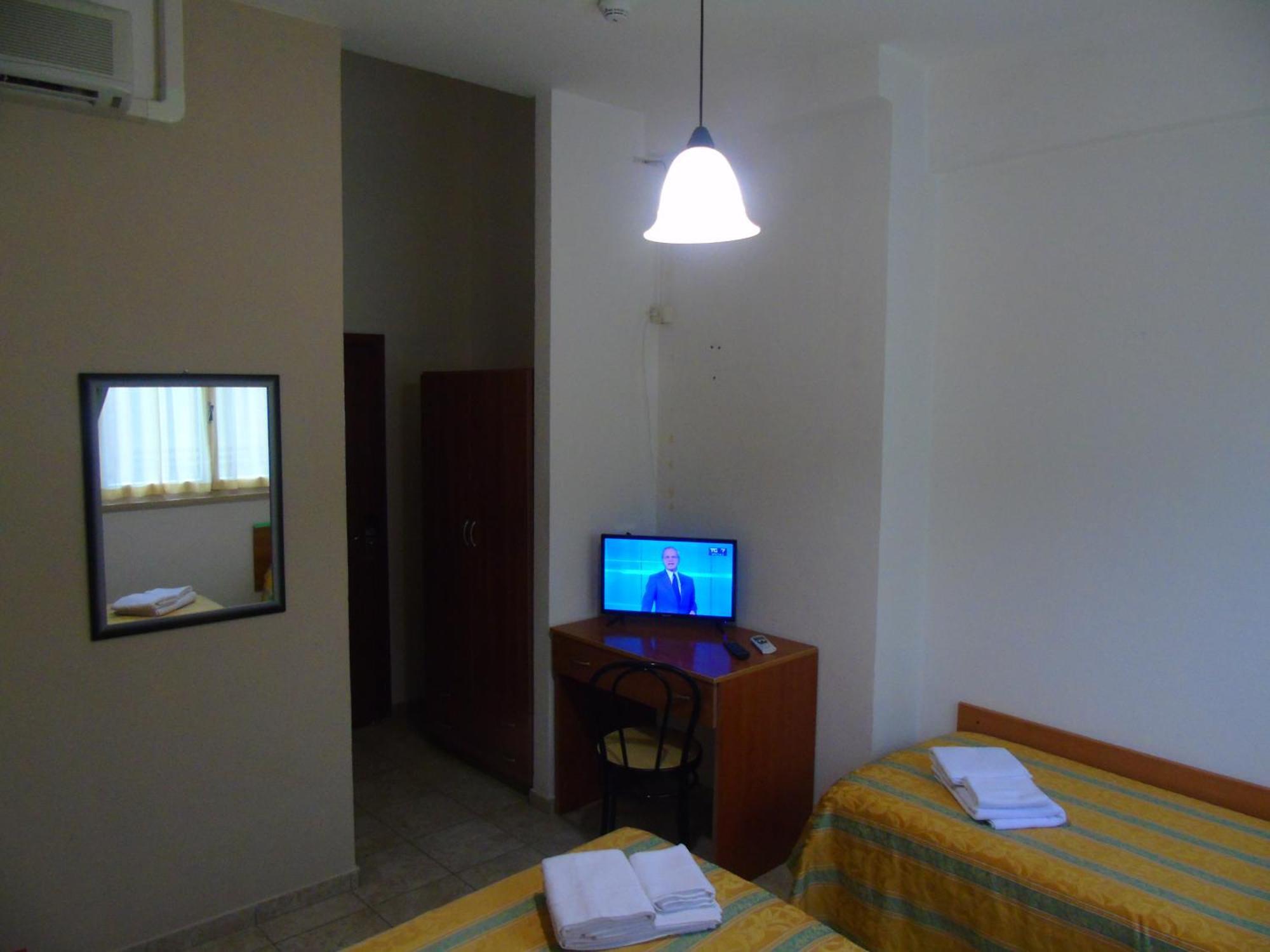 Hotel Zeus Lido Di Classe Room Only Exterior foto