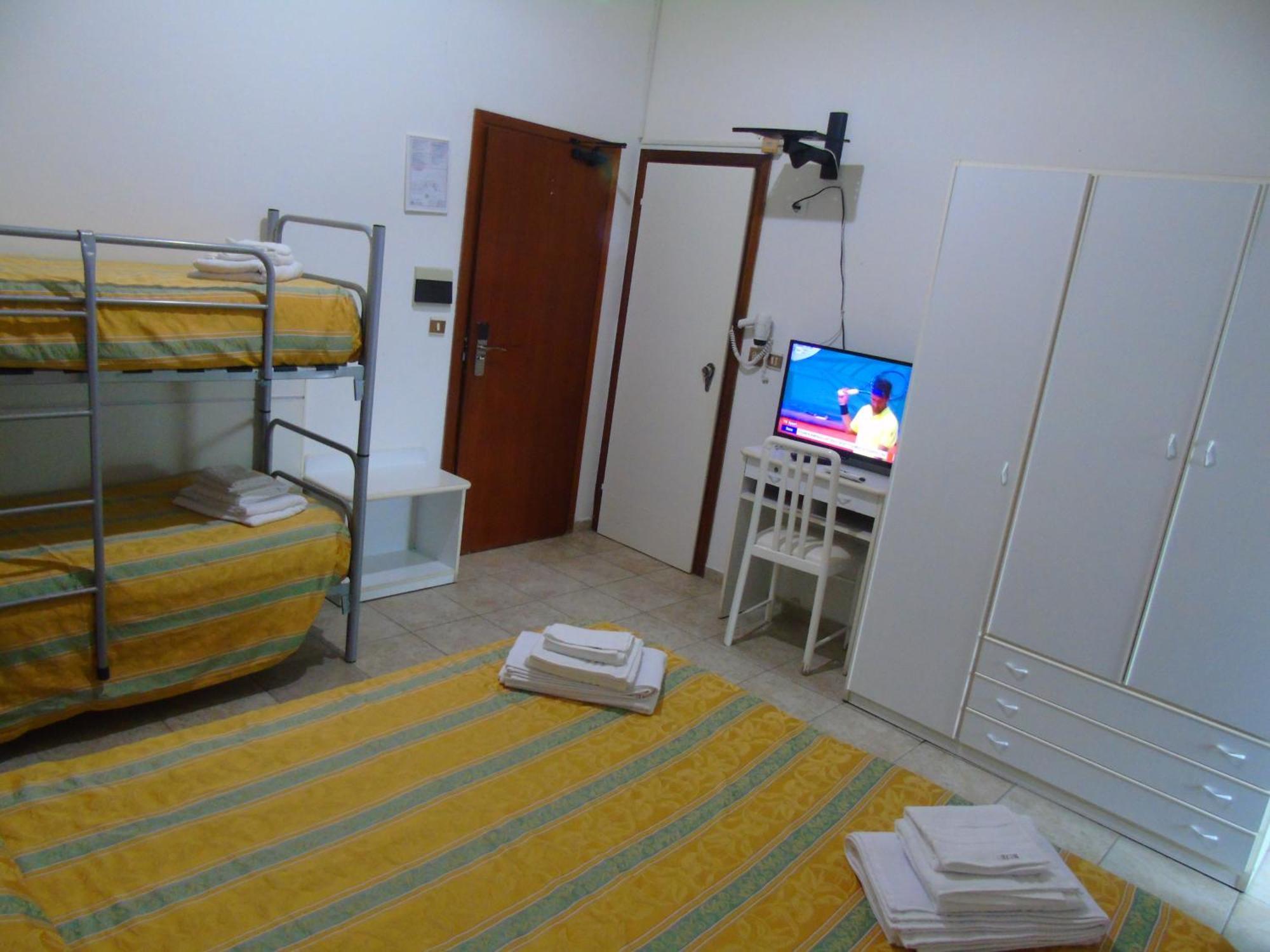 Hotel Zeus Lido Di Classe Room Only Exterior foto