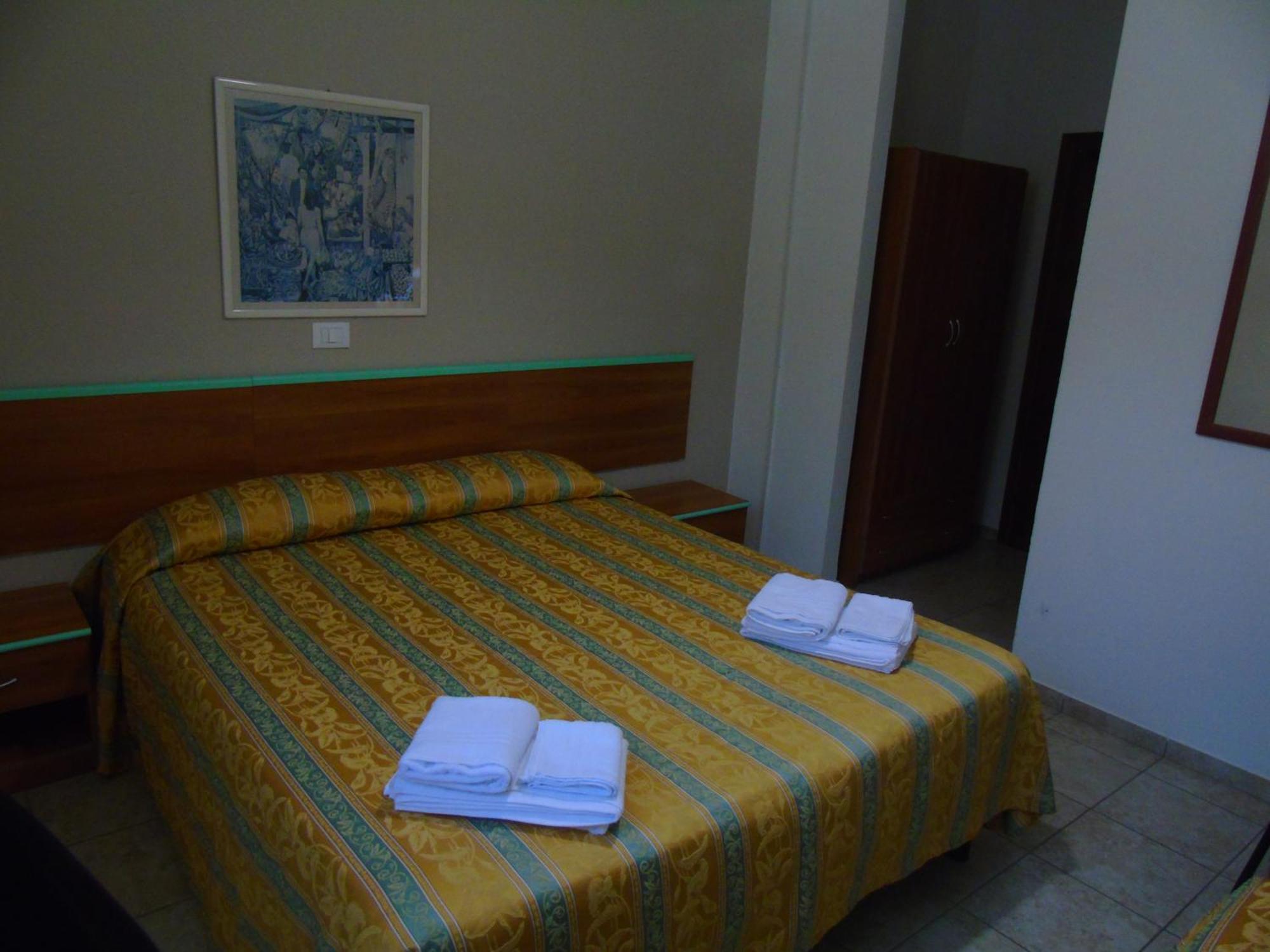 Hotel Zeus Lido Di Classe Room Only Exterior foto
